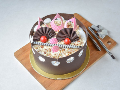 Choco Almond Cake (500 Gms)