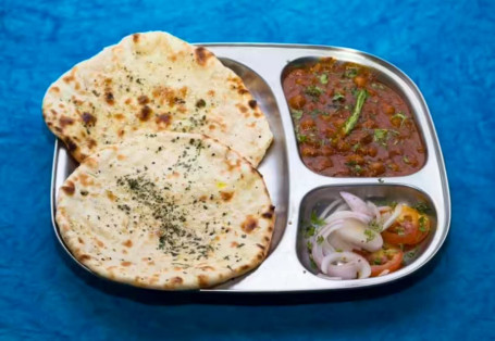 2 Paneer Kulcha