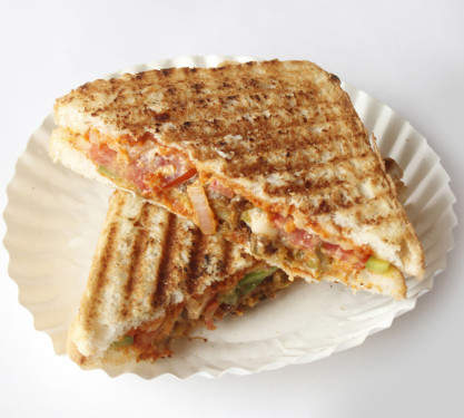 Veg Grilled Sandwich (6 Pcs)