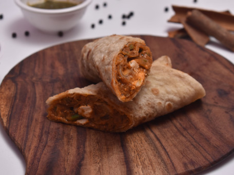 Veg Paratha Roll (1 Pc)