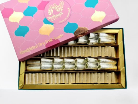 Kaju Barfi Pista Roll (1Kg Box)