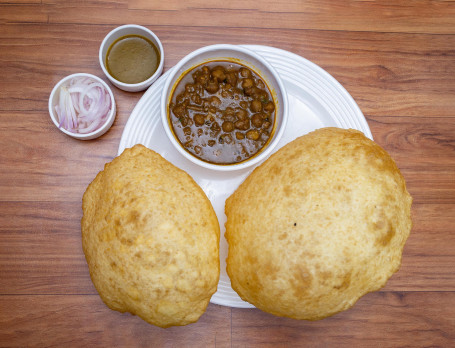 Chole With Paneer Stuffed Bhatoore