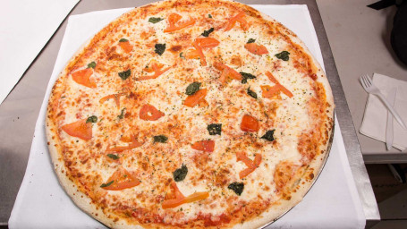 Margherita-Pizza Klein