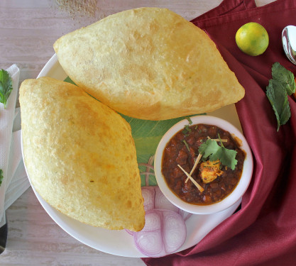 Chole Bhatoore Half