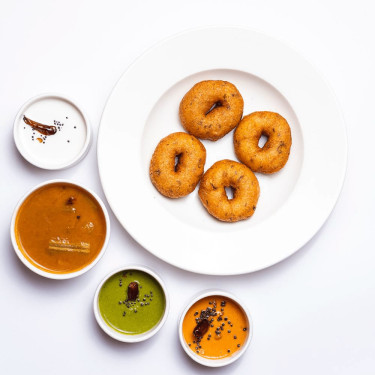 4Pc Medu Vada