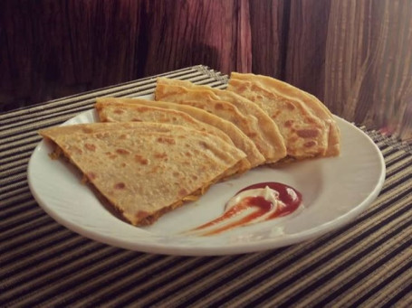 Panjabi Aloo Paratha 2 Pcs With Butter