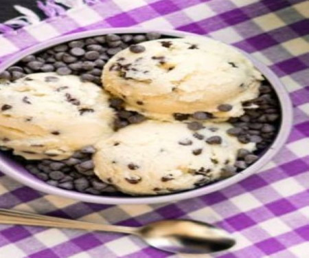 Vanila Ice Cream With Chocochip