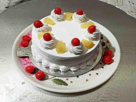 Vanilla Pinneaple Cake