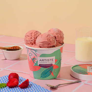 Strawberry Creme Ice Cream 500 Ml
