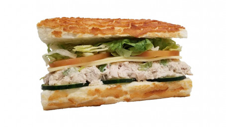 Sandwich Cu Salată De Pui Semnătură