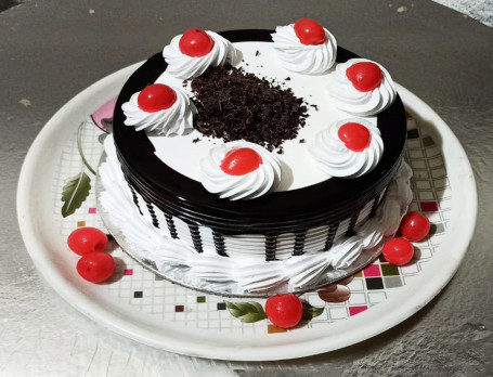 Eggless Black Froest Cake (500 Gms)