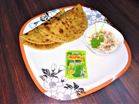 Sattu Paratha (2 Pcs) With Curd And Pickle