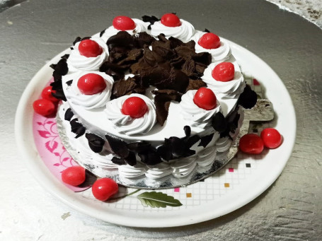 Black Forest Flakes Cake