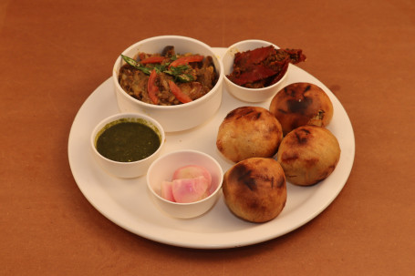 Plain Baati Ghee 4 Pcs Chokha Spl Vinegar Onion Bharwa Achar Hari Chutney Tomoto Chutney