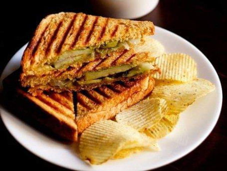 Grilled Cheese Paneer Capsicum Sandwich [2Pcs]