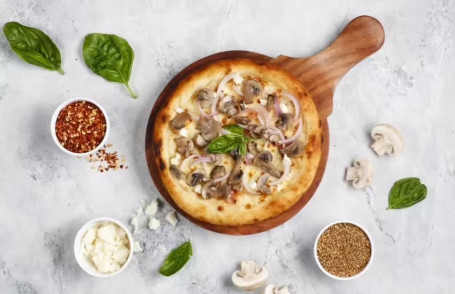Mushroom Bell Pepper Pizza (8 Inch) (Serves 2)
