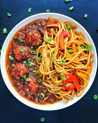 Veg Manchurian With Veg Hakka Noodle