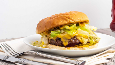 The Old Fashioned Deluxe Cheeseburger