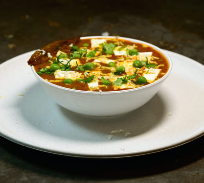 Matar Paneer (Half Plate)