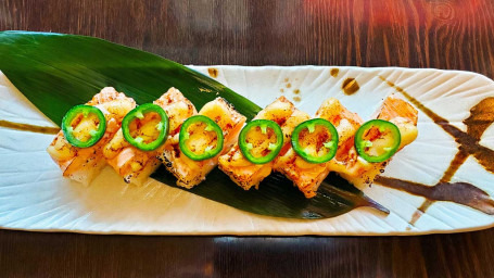 Salmon Aburi Osi Sushi