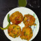 4 Aloo Vada With Green Chutney