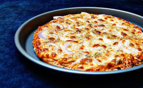 Regular Cheese N Onion Pizza