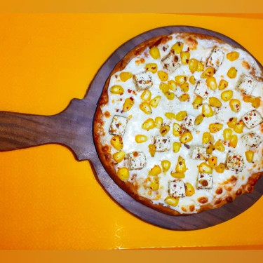 Paneer And Corn Pizza (8 Inches)