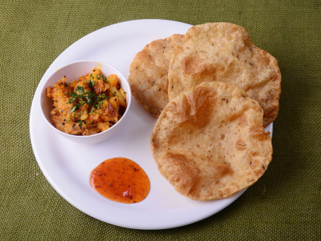 Puri With Aloo Bhaji Combo