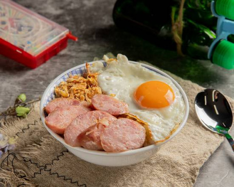 圈圈飯 Rice With Sausage And Egg