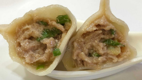 Steamed Lamb Dumplings 羊肉蒸饺