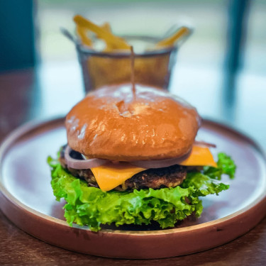 Red Chimichuri Veg Burger 4 Inch