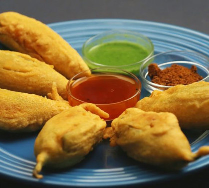 Mirchi Pakoda(8 Pieces)