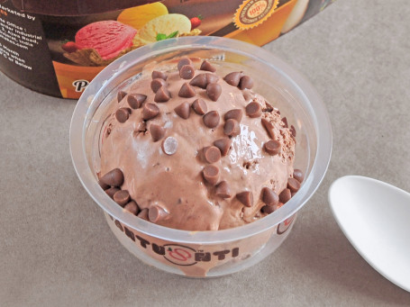 Chocolate Chips Ice Cream (120 Ml)
