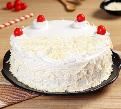 White Forest Premium Cake (1 Kg)