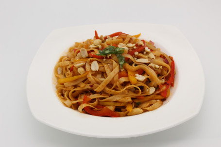 Vegetables Phad Thai Noodles, 350 Gms