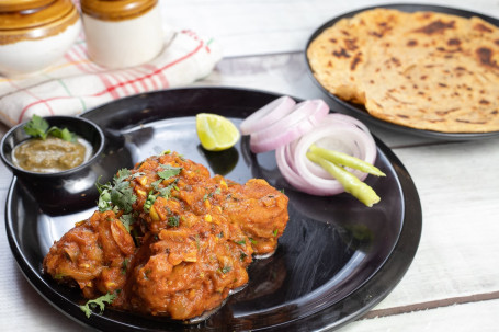 Soya Chaap With Laccha Parantha