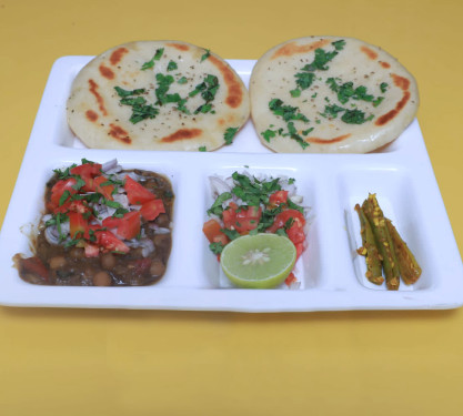 Plain Chole Kulcha