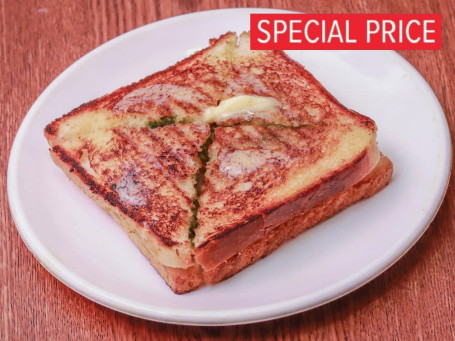 Garlic Masala Sandwich (Medium Spicy)