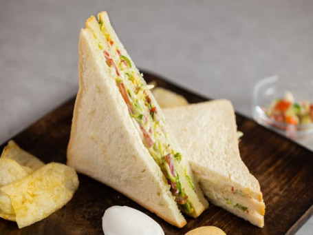 Velaiti Coleslaw Double Decker Sandwich