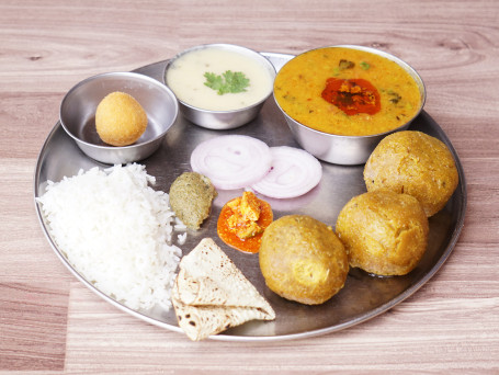 Dal Fry Bafla Laddu