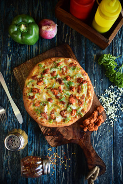 Kadhai Chicken Pizza Chefs Special