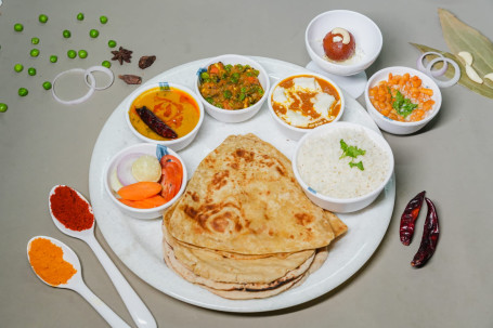 Thali Nation Paratha N Roti Thaali