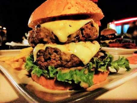 Double Chic Burger