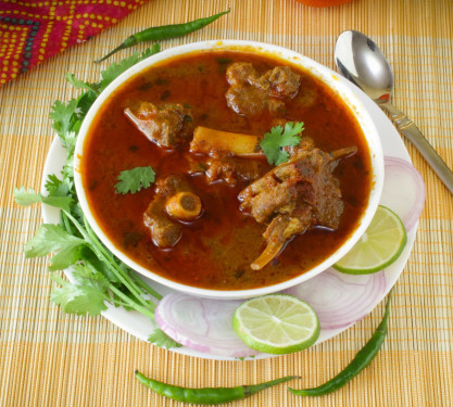 Mutton Curry Full Plate) 6 Pieces