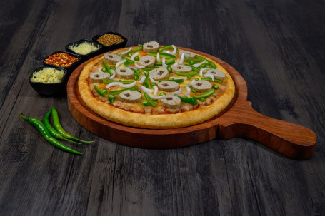 7 Personal Chicken Seekh Kabab Pizza