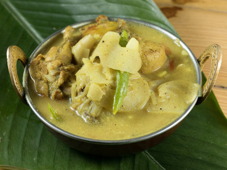 Chicken Curry With Bamboo Shoot Local