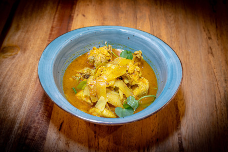 Chicken Bambooshoot Curry