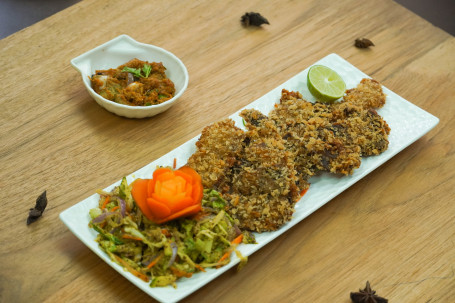 Chicken Dry Fry With Fresh Salad