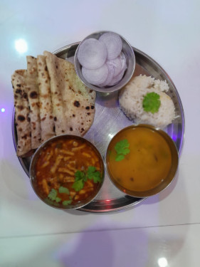Sabji Roti Dal Chawal Salad
