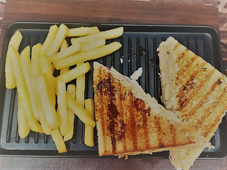 Grilled Egg Sandwich French Fries